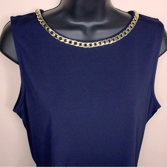 Medium Carmen Marc Valvo Navy Blue Gold Chain Neckline Sleeveless Top - Picture 10 of 13